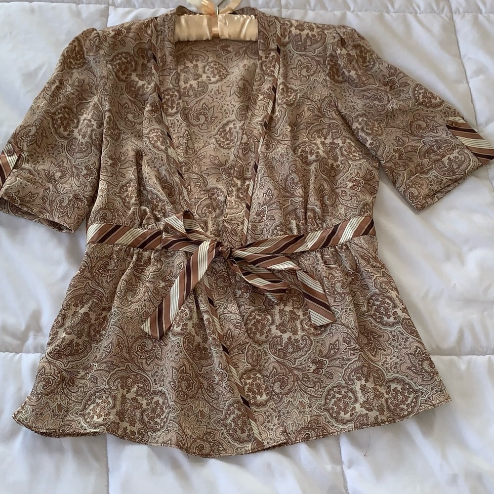 100% SILK  Fall Top BCBG MAXAZRIA